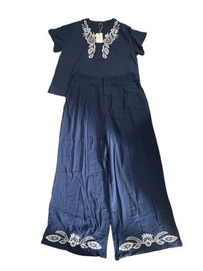 Fashion Space Navy Two-Piece Embroidered Top and Wide-Leg Pants
